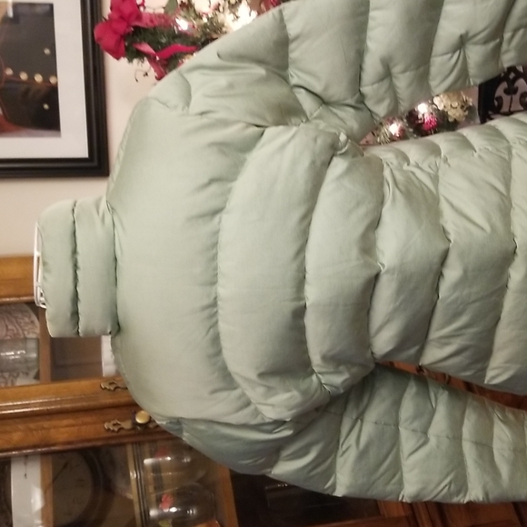 Patagonia puffer coat - Picture 7 of 12